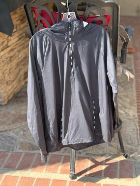 PINK VICTORIA SECRET Lightweight Black Hooded Windbreaker